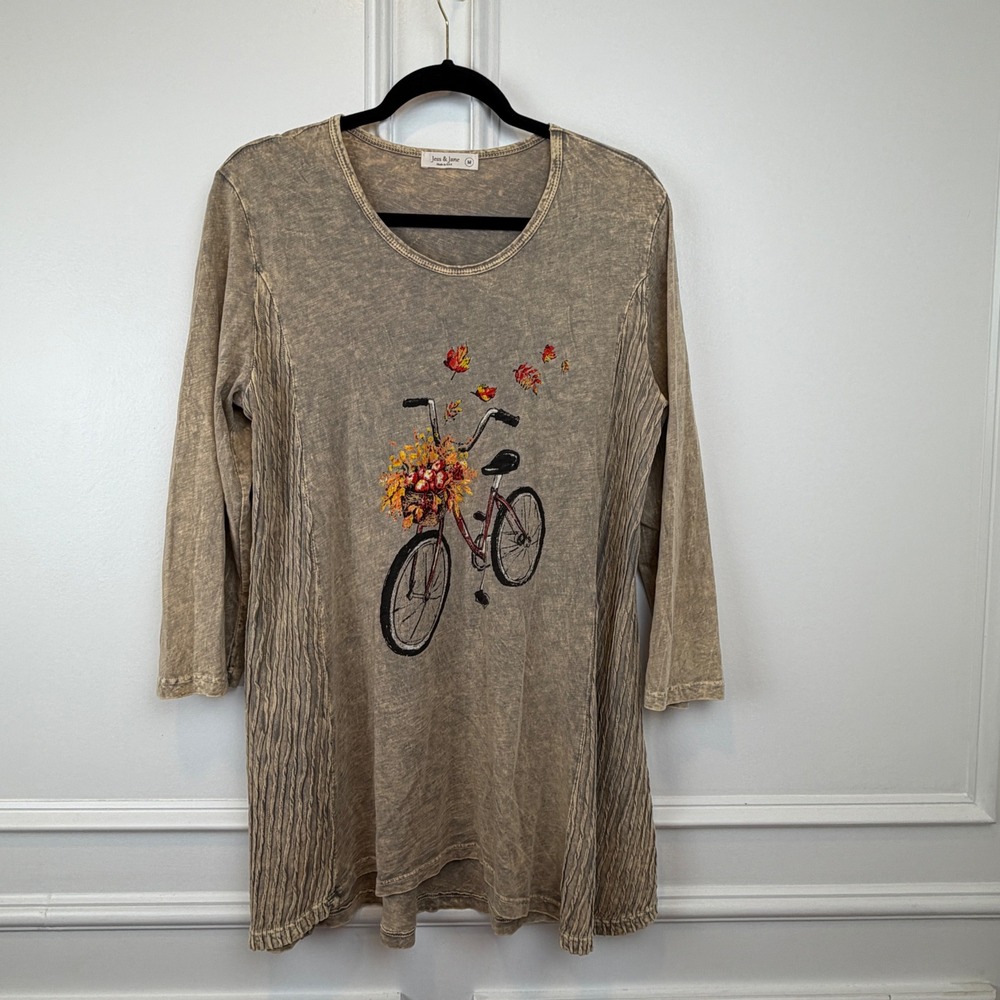 Jess & Jane Womens Tunic Top Medium Tan Mineral Wash Bicycle Graphic M55-000 USA